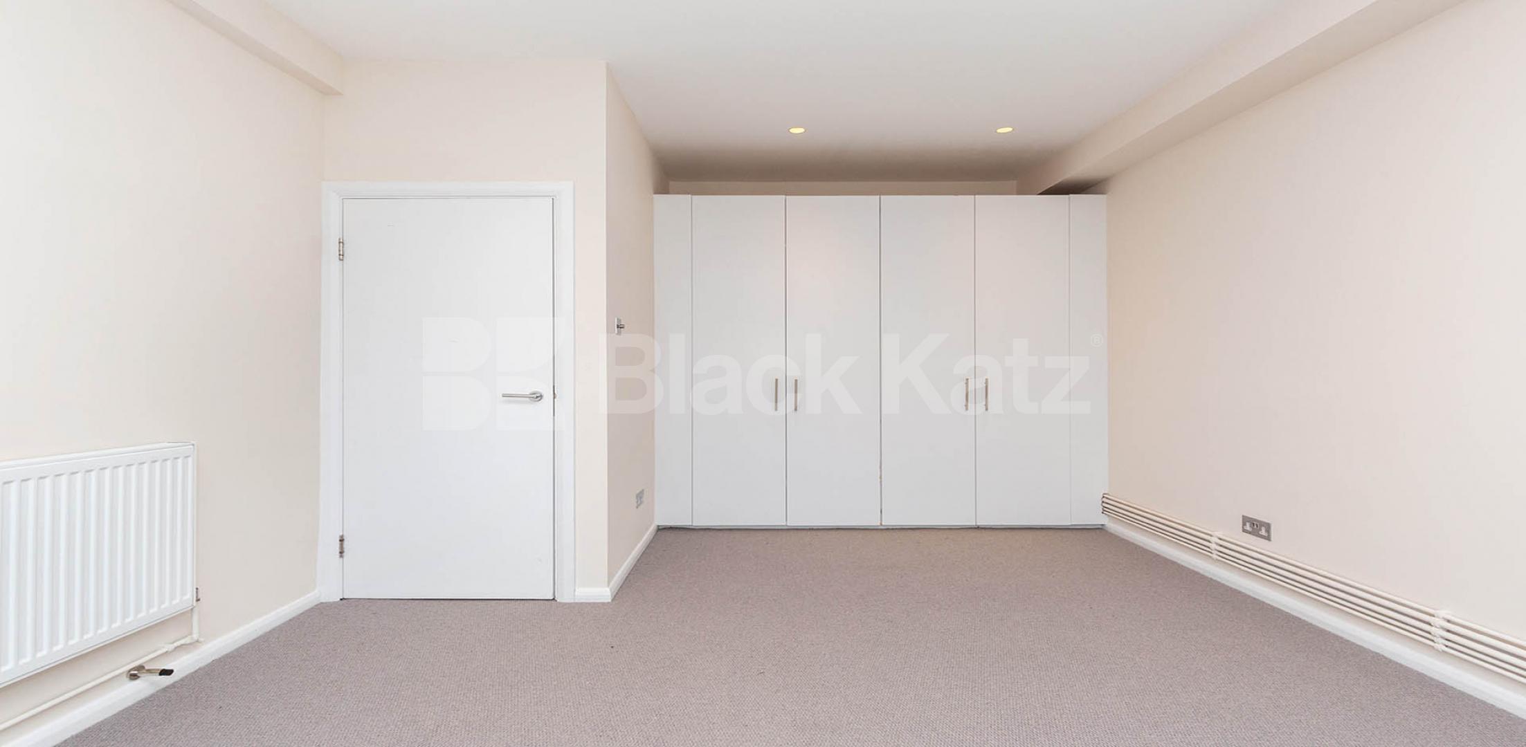 			NEWLY RENOVATED 2 BED, 2 Bedroom, 1 bath, 1 reception Apartment			 GROVE HOUSE-TUDOR ROAD, HACKNEY-BETHNAL GREEN-LONDON FIELDS